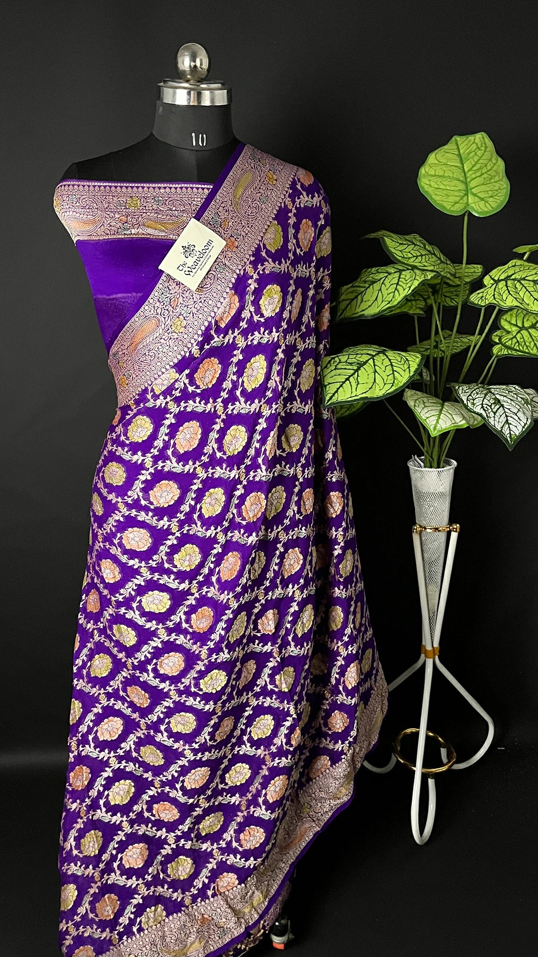 Violet Crepe Georgette Pure Banarasi Saree Floral Buti Paisley Border - The Weaveloom