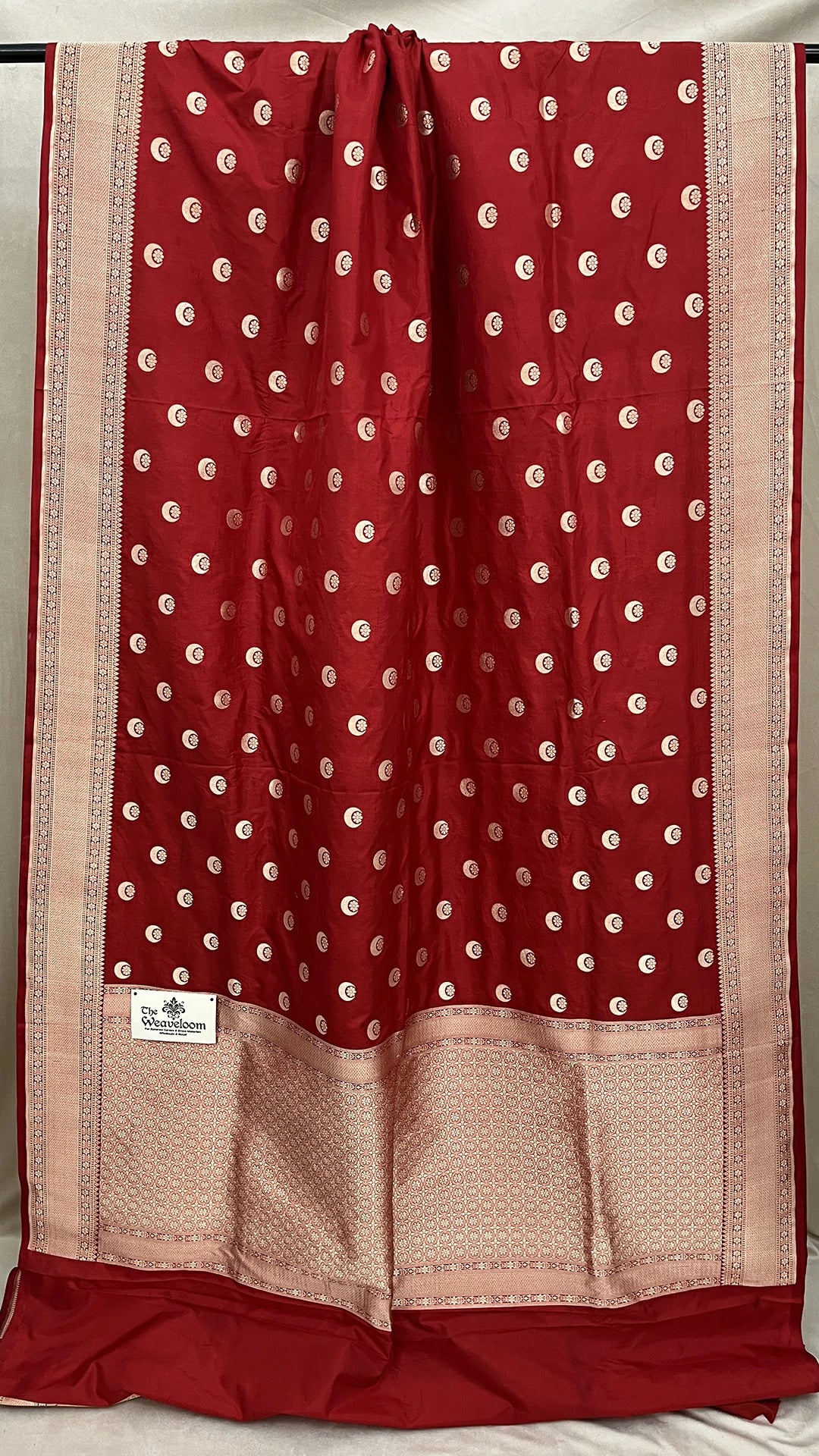 Sonakshi Sinha Inspired Red Pure Katan Silk Chand Tara Banarasi Saree by The Weaveloom with golden zari border and rich pallu