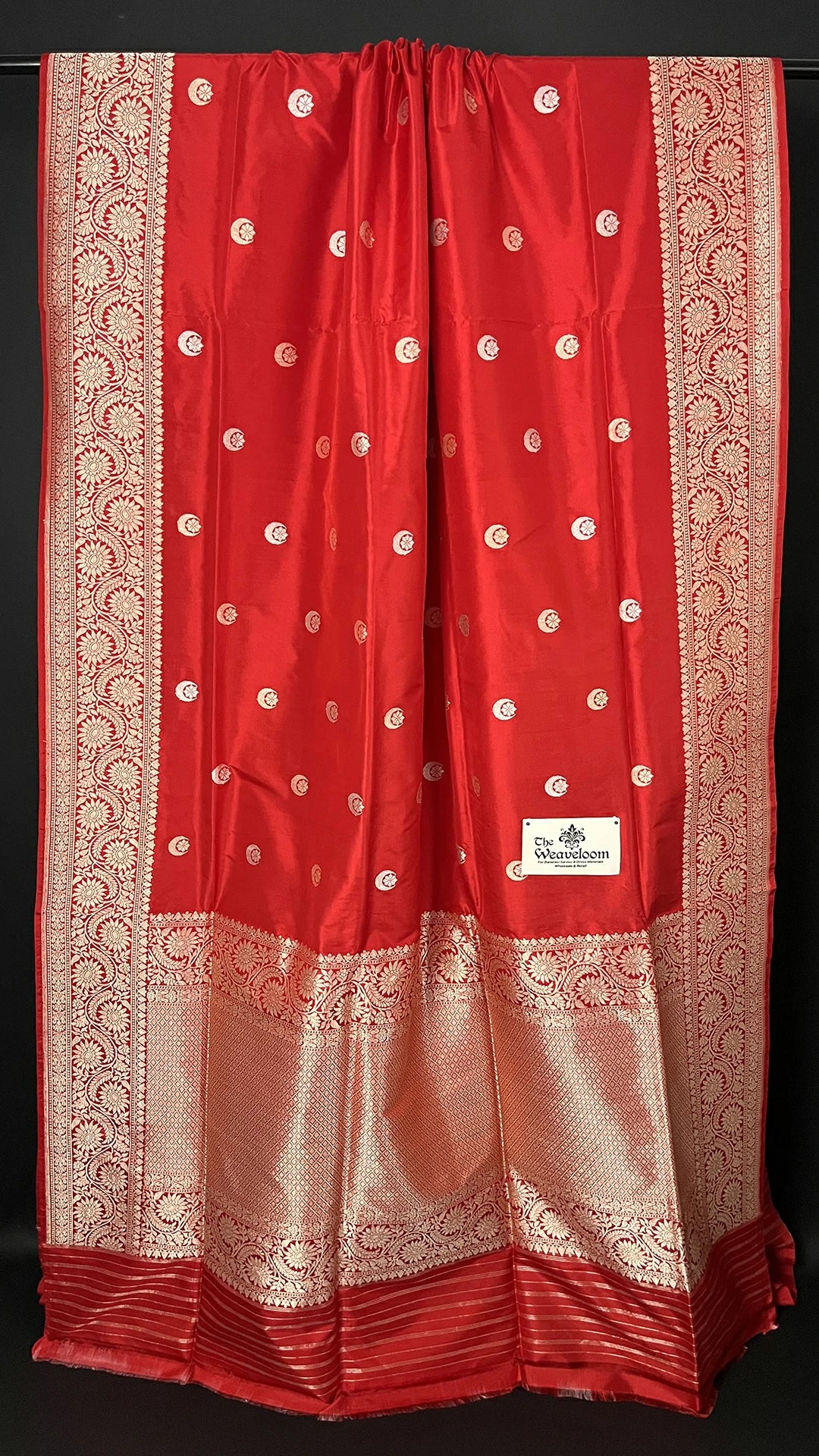 Red Katan Silk Kadwa Handloom Banarasi Saree Chand Tara Buti The Weaveloom