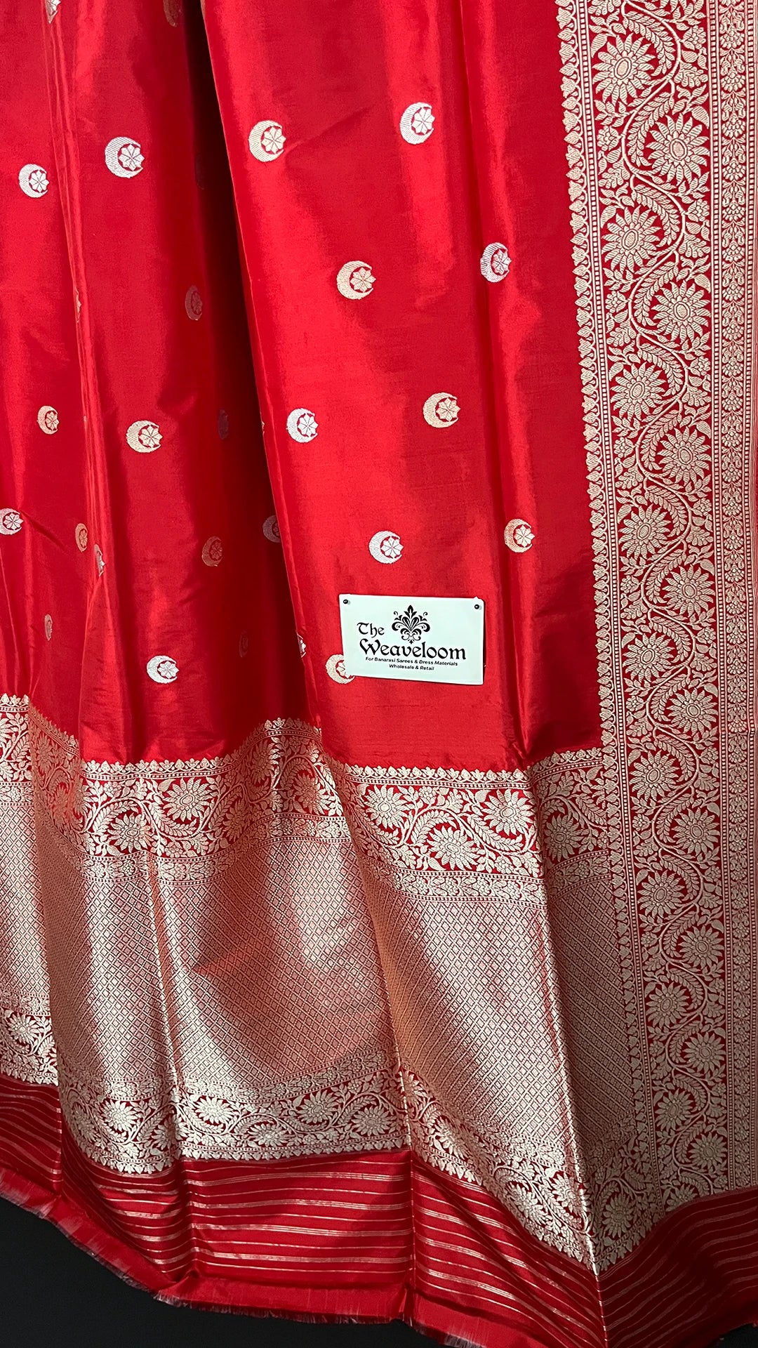 Red Katan Silk Kadwa Handloom Banarasi Saree Chand Tara Buti The Weaveloom