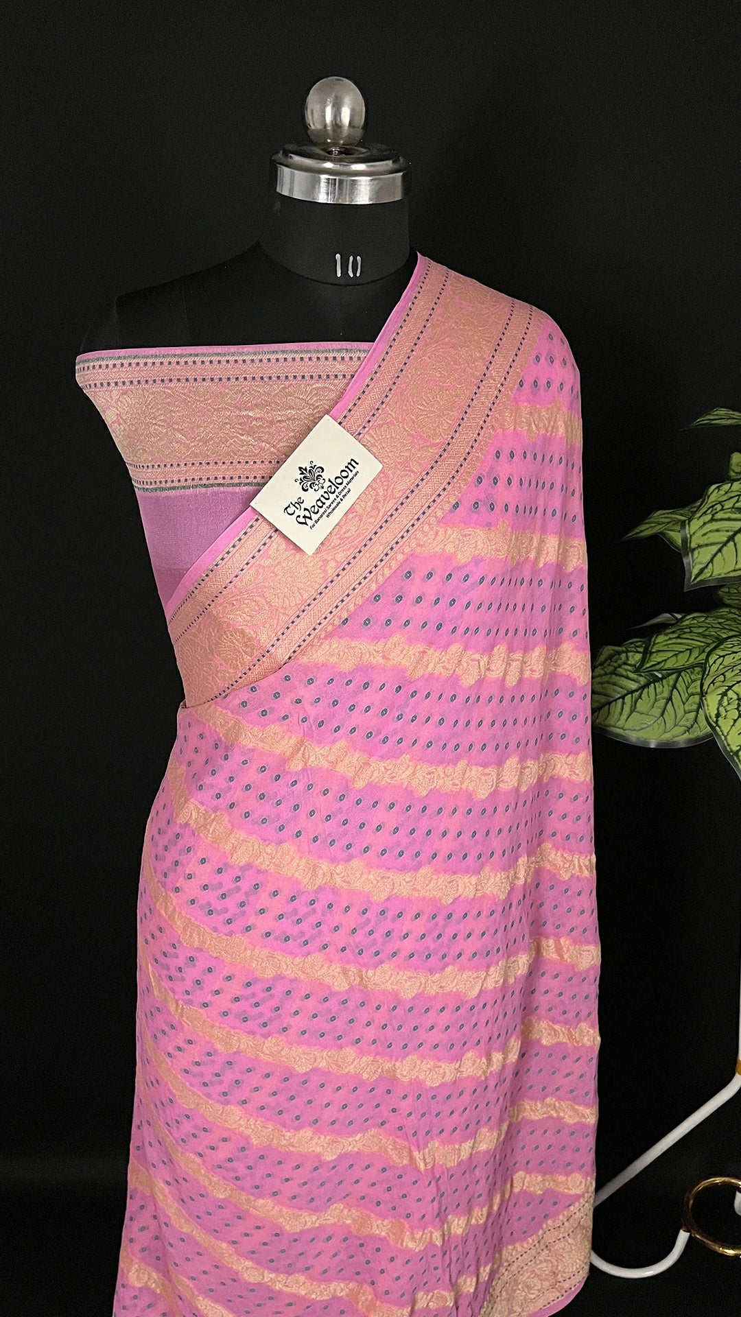 Baby Pink Crepe Georgette Pure Banarasi Saree with Meenakari Dots - The Weaveloom