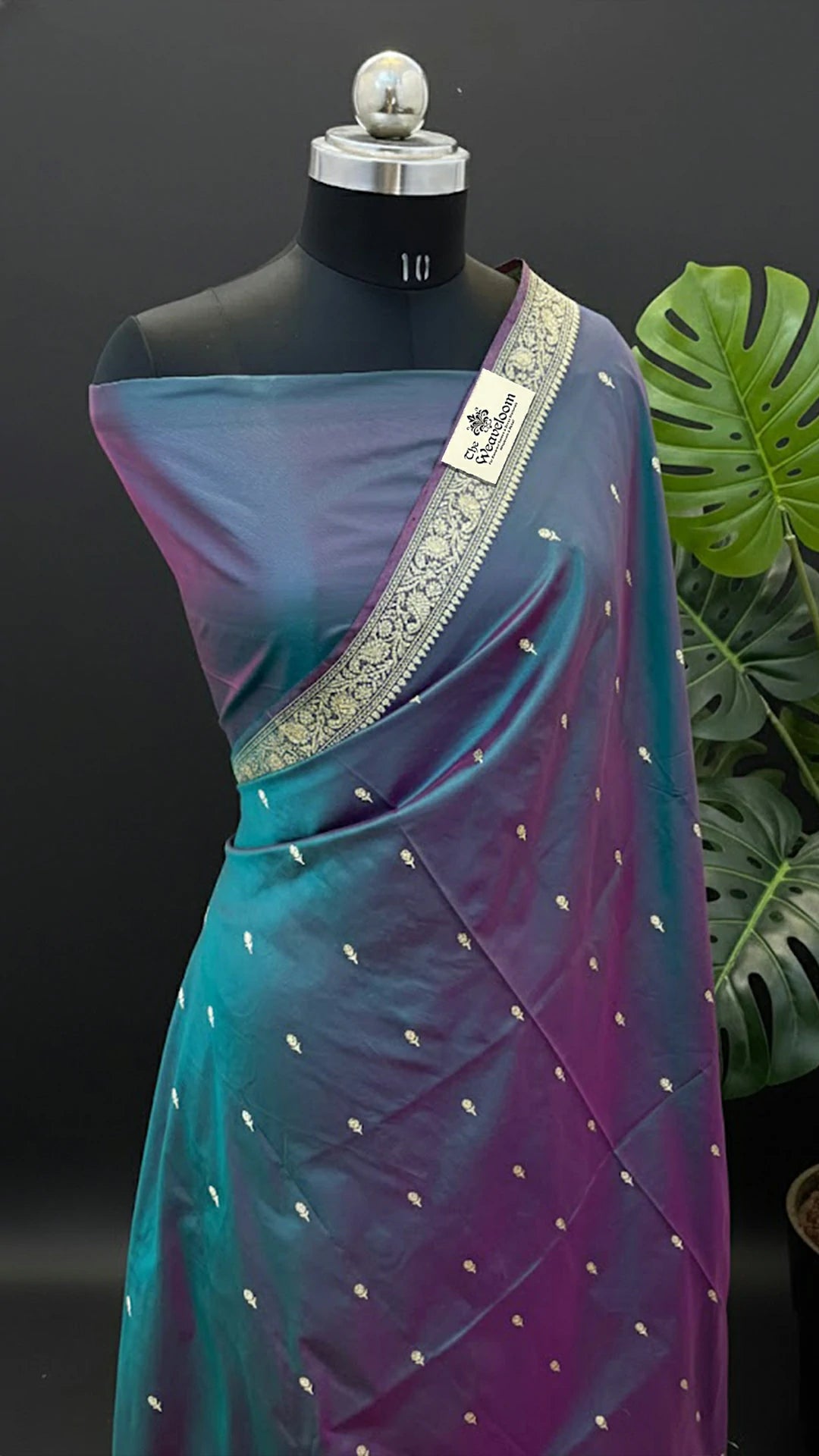 Bottle Green Dual Tone Pure Katan Silk Banarasi Saree with Zari Border by The Weaveloom