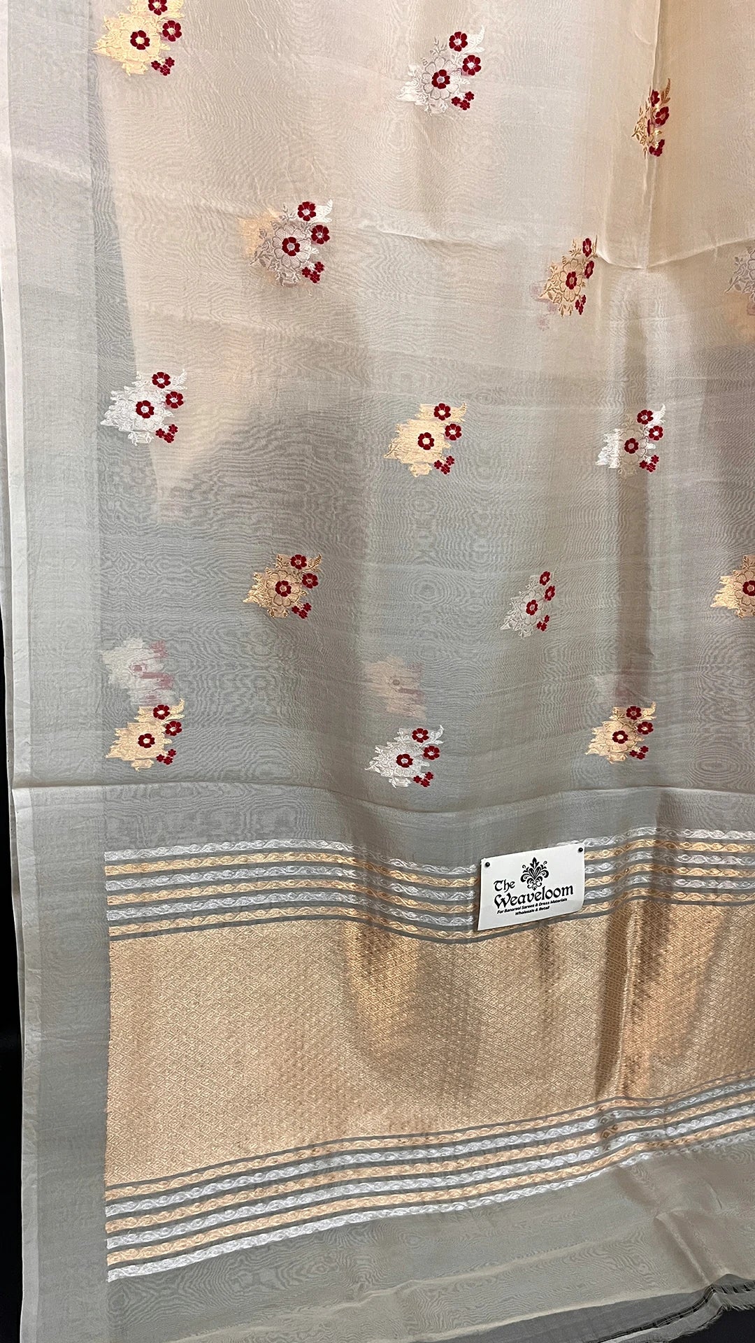 Cream Pure Kora Silk Handwoven Kadwa Weave Meenakari Banarasi Saree - The Weaveloom