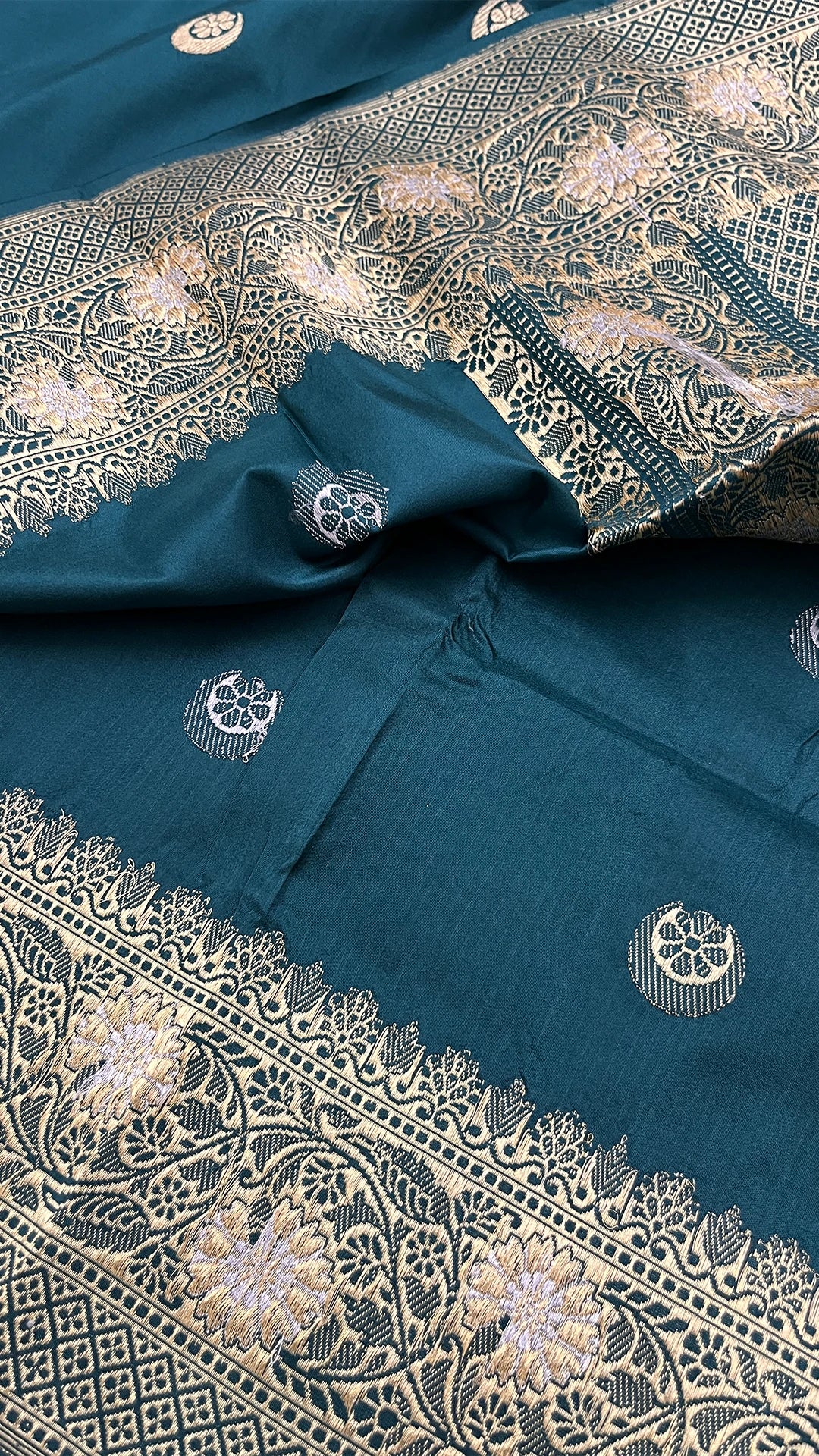 German Blue Pure Katan Silk Sona Rupa Handloom Banarasi Saree Chand Tara Pattern by The Weaveloom