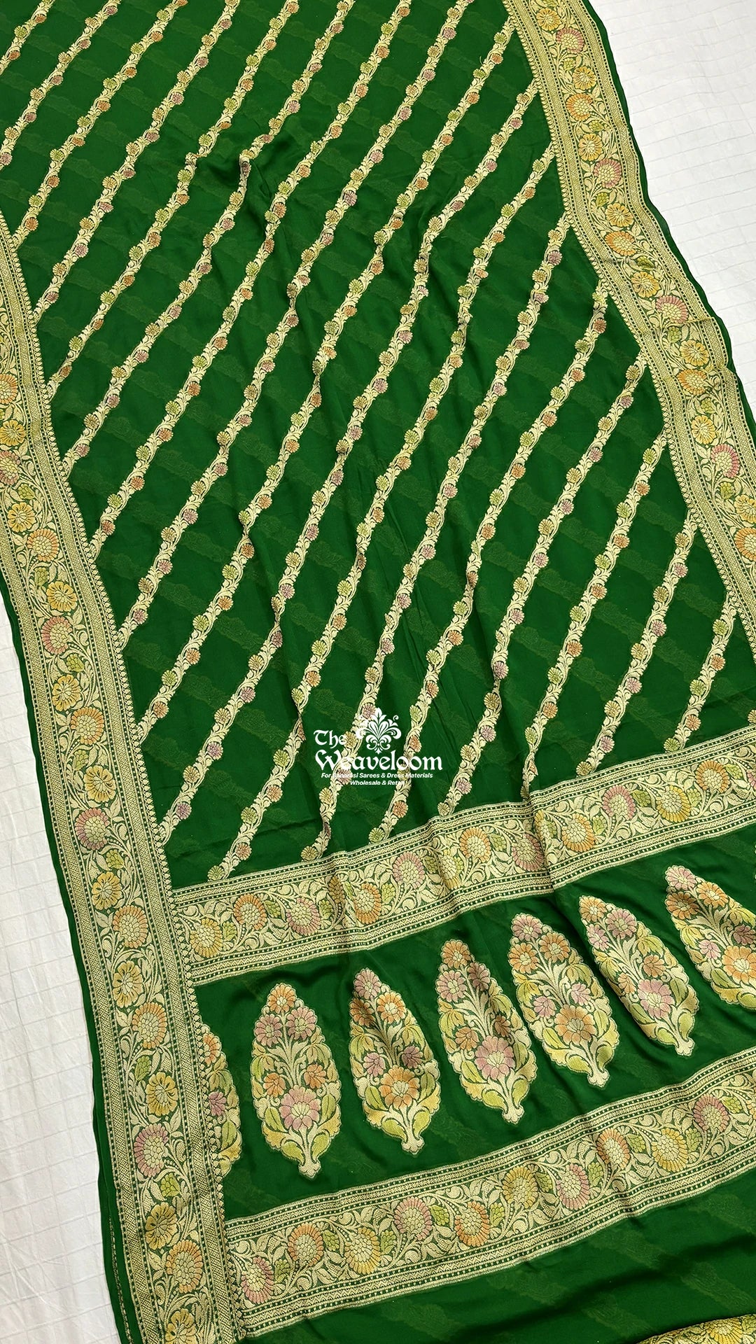 Green Diagonal Floral Stripe Handbrush Work Pure Crepe Georgette Pure Banarasi Saree by The Weaveloom