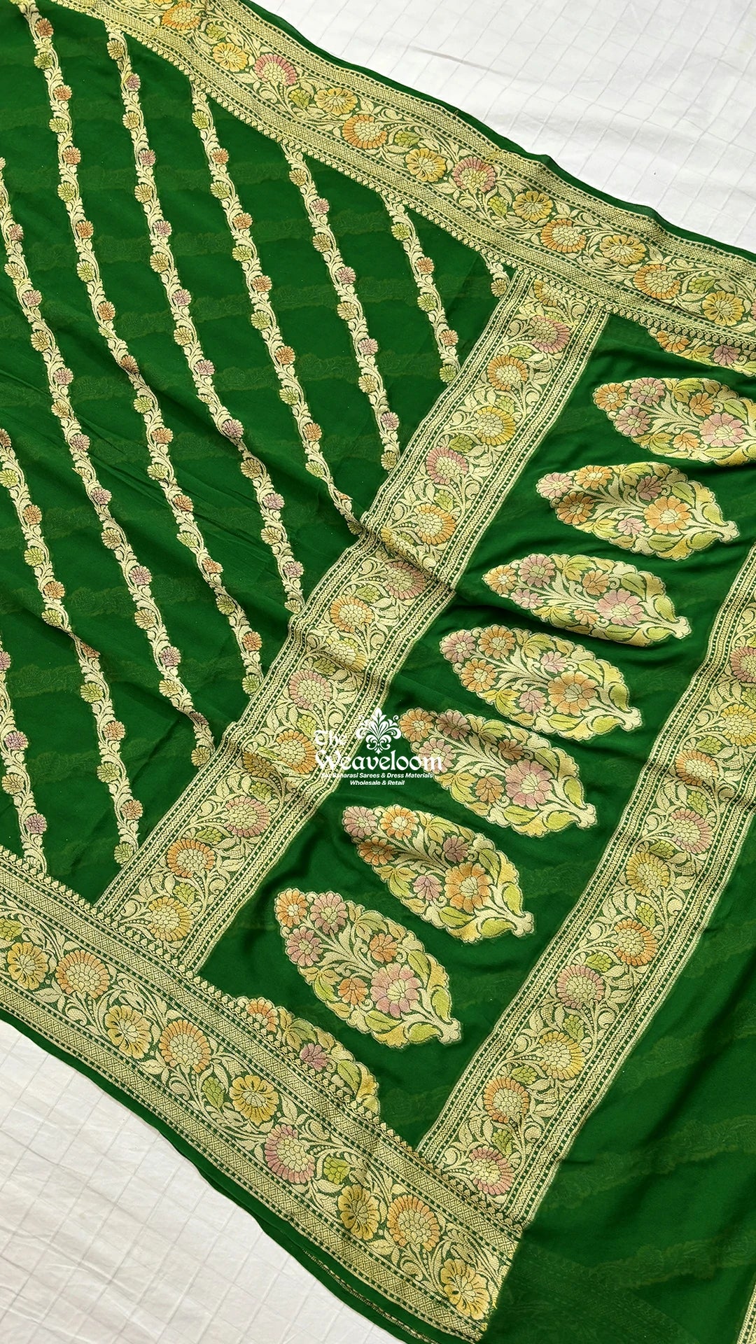 Green Diagonal Floral Stripe Handbrush Work Pure Crepe Georgette Pure Banarasi Saree by The Weaveloom