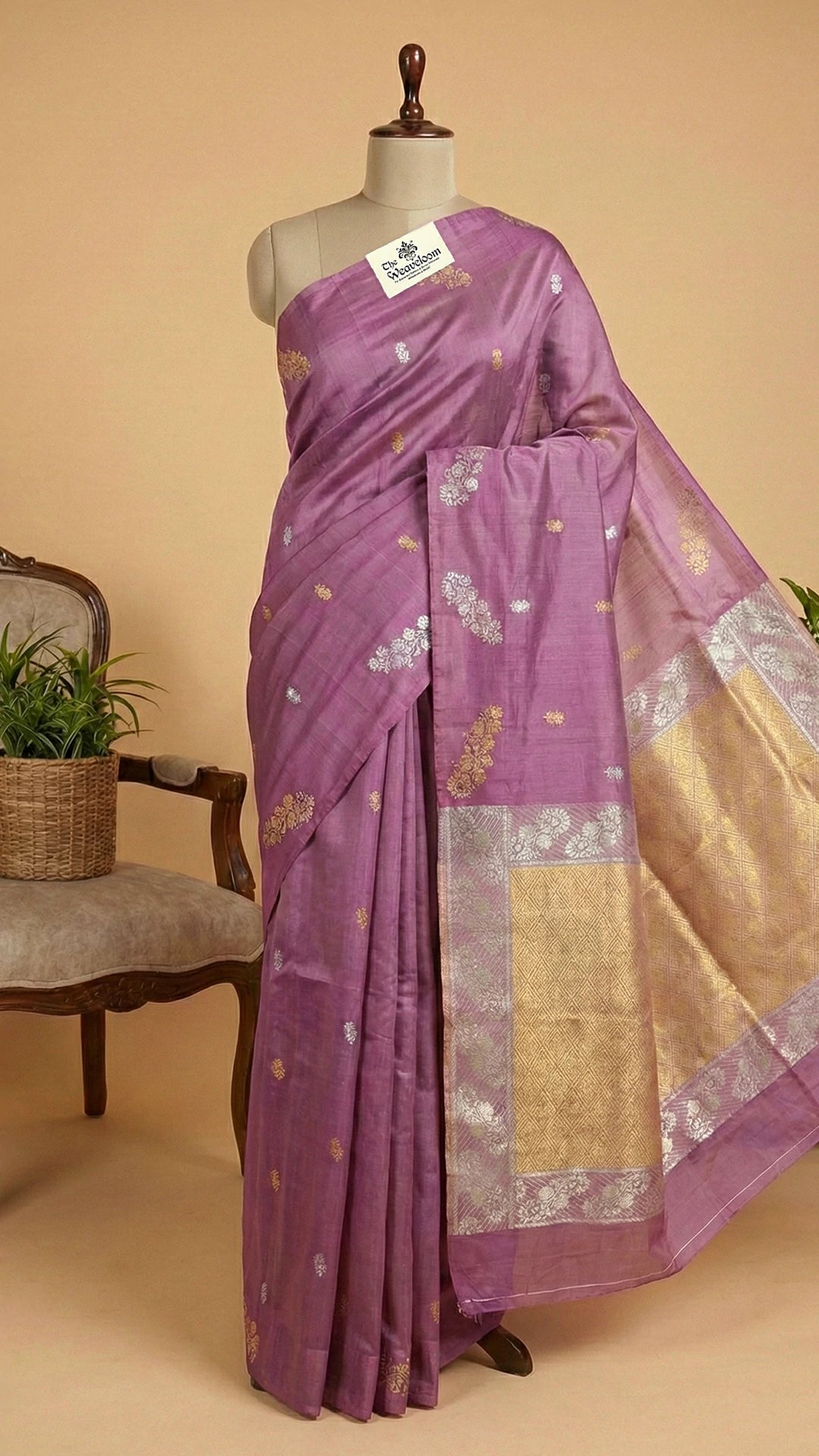 Lavender Raw Mango Silk Pure Handloom Banarasi Saree with Sona Rupa Zari Border and Golden Pallu by The Weaveloom
