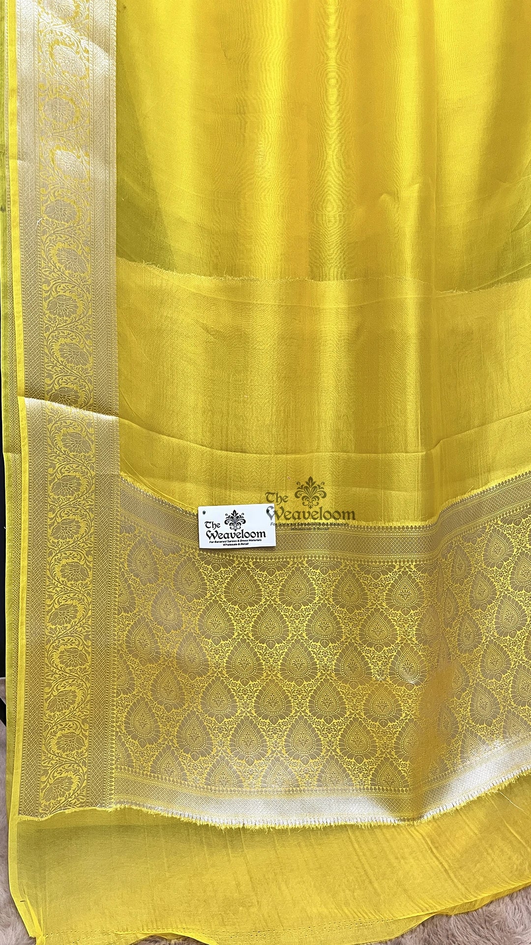 Lemon Yellow Paisley Pallu Pure Kora Silk Banarasi Saree by The Weaveloom