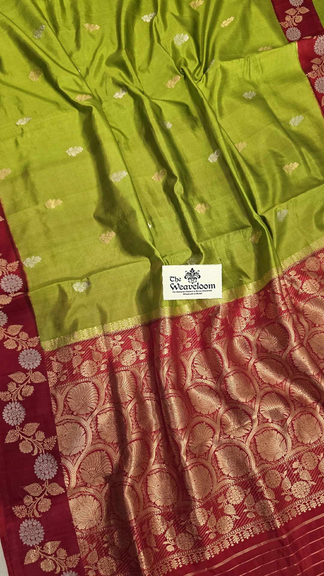 The Weaveloom Mehendi Green & Maroon Dual Tone Raw Mango Silk Pure Handloom Banarasi Saree with Sona Rupa Zari