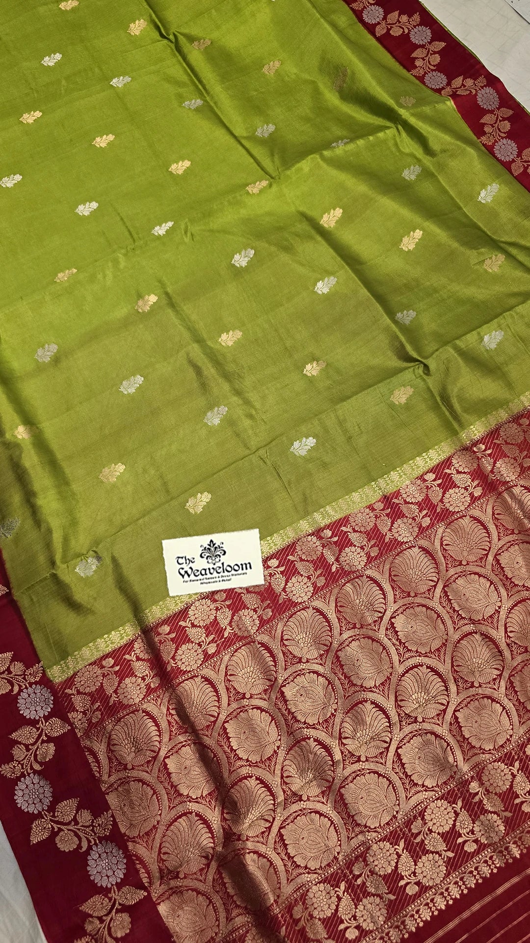 The Weaveloom Mehendi Green & Maroon Dual Tone Raw Mango Silk Pure Handloom Banarasi Saree with Sona Rupa Zari