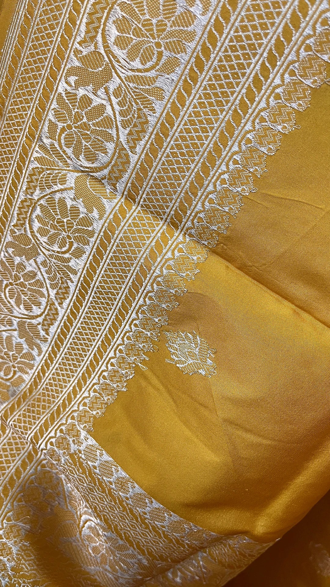 Mustard Yellow Katan Silk Pure Handloom Banarasi Saree with Zari Booti and Broad Border by The Weaveloom