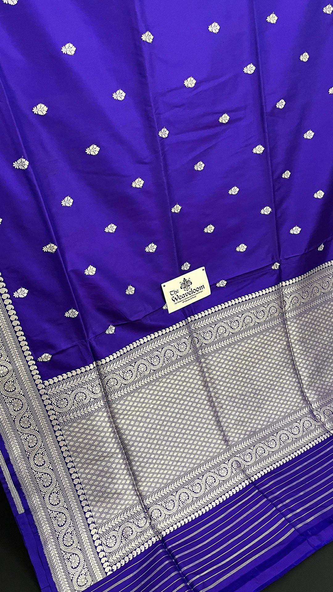 Navy Blue Pure Katan Silk Handloom Banarasi Saree Silver Zari Floral Butta Paisley Border - The Weaveloom