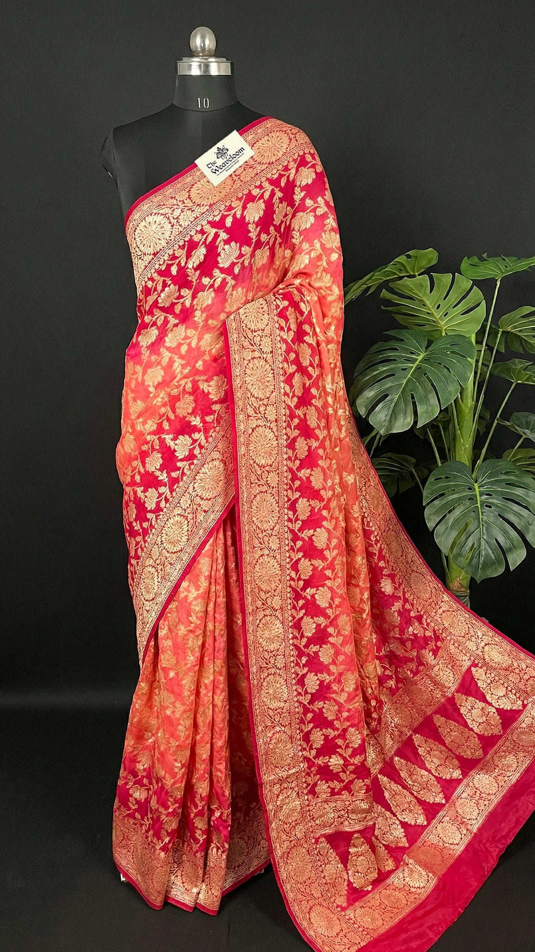 Peach & Strawberry Dual Tone Floral Zari Pure Crepe Georgette Banarasi Saree by The Weaveloom