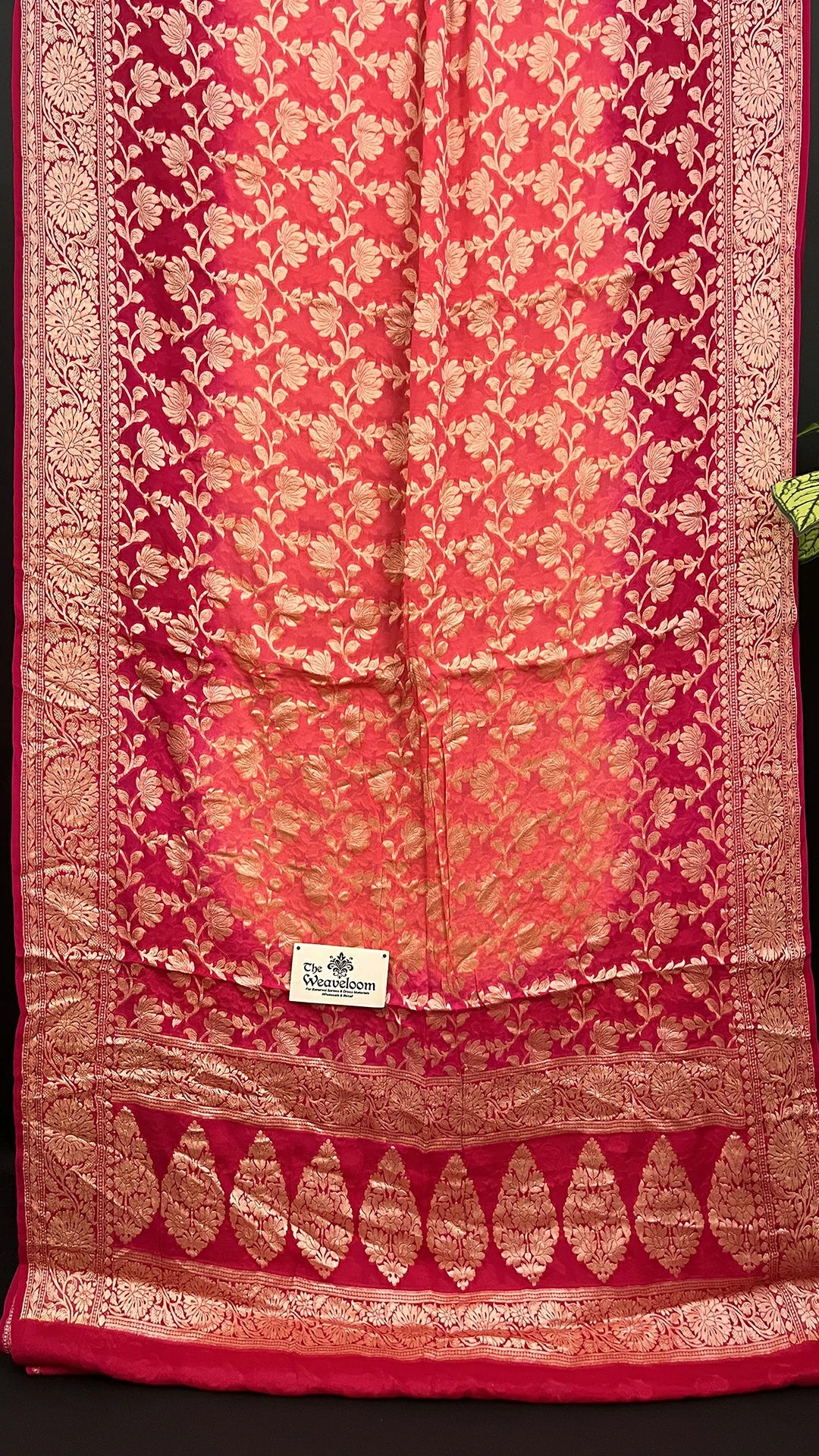 Peach & Strawberry Dual Tone Floral Zari Pure Crepe Georgette Banarasi Saree by The Weaveloom