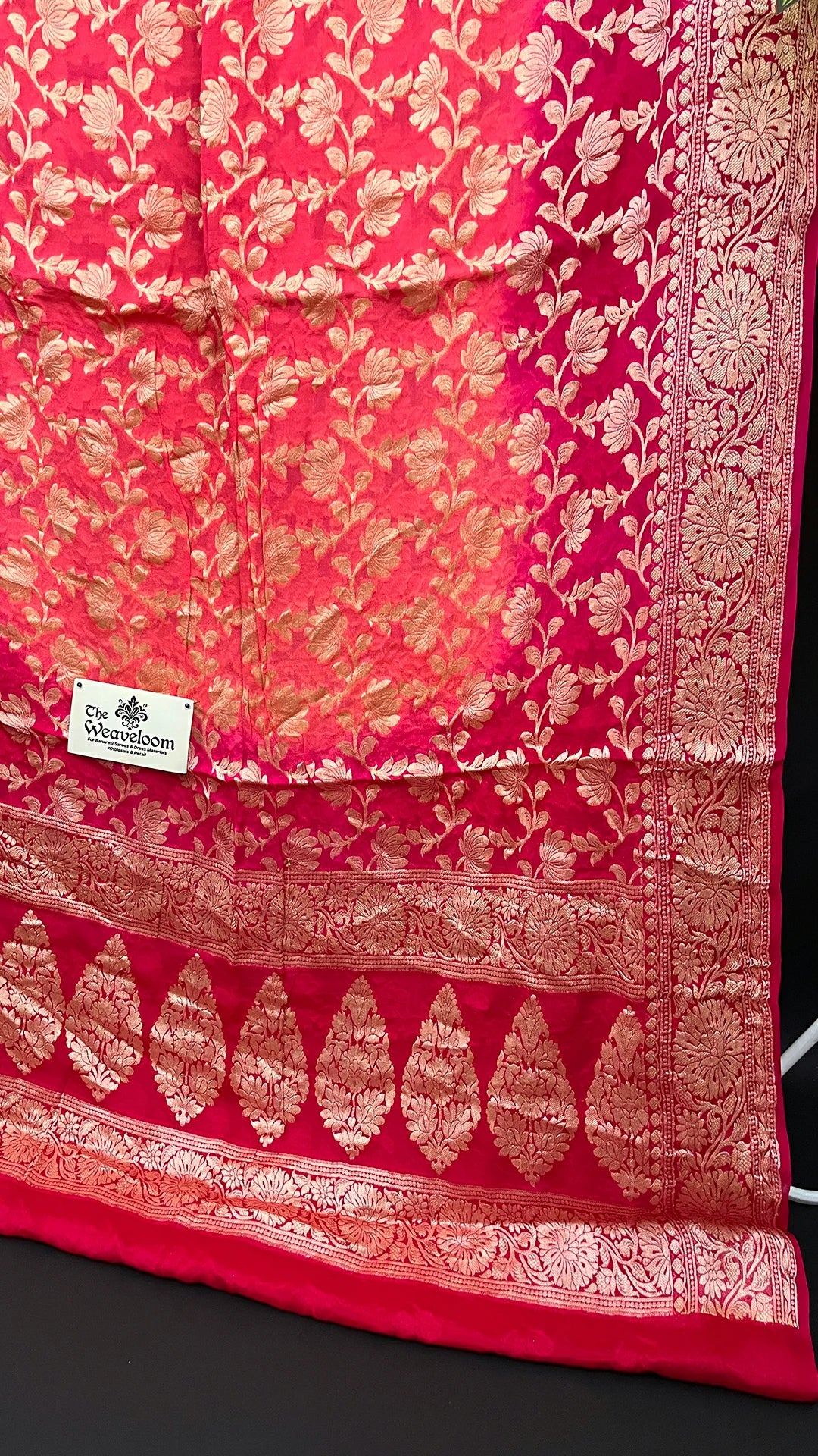 Peach & Strawberry Dual Tone Floral Zari Pure Crepe Georgette Banarasi Saree by The Weaveloom
