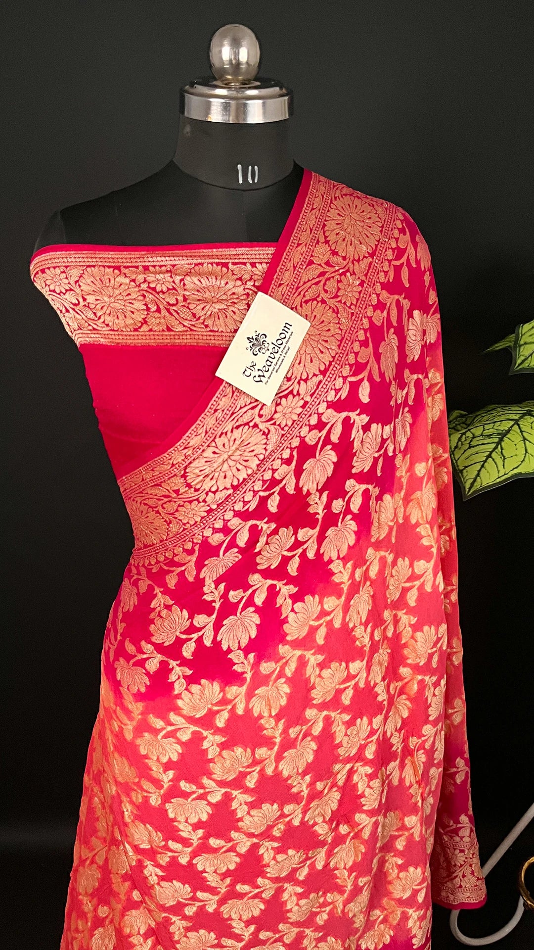 Peach & Strawberry Dual Tone Floral Zari Pure Crepe Georgette Banarasi Saree by The Weaveloom