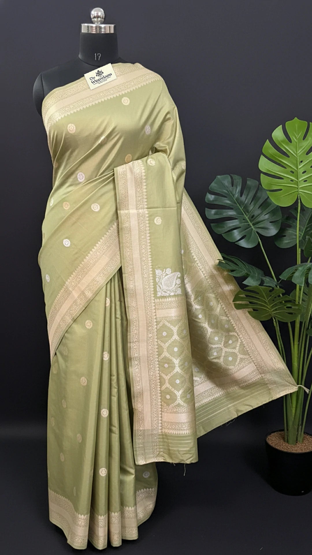 Pista Green Pure Katan Silk Handloom Banarasi Saree with Sona Rupa Chand Tara Motifs by The Weaveloom