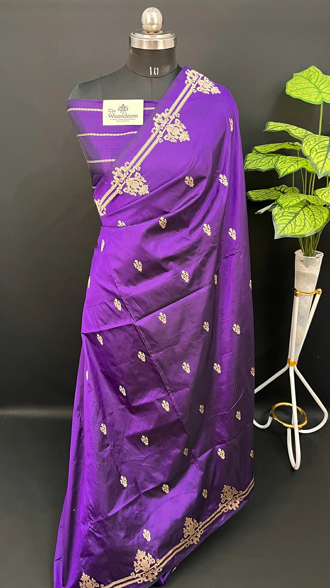Purple Pure Katan Silk Handwoven (Kadwa) Banarasi Saree The Weaveloom Gold Zari Floral Border