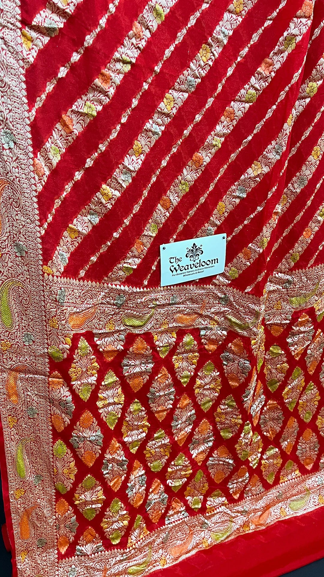 Red Crepe Georgette Pure Banarasi Saree Handbrush Zari Diagonal Stripe Pallu - The Weaveloom