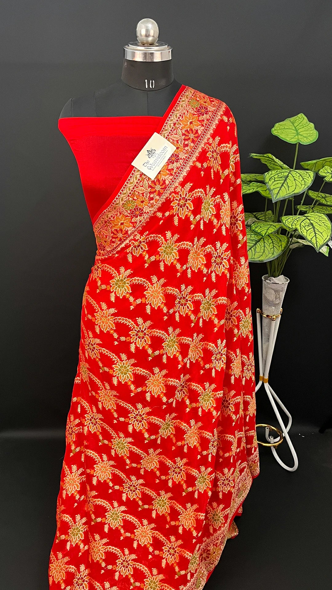 Red Khaddi Chiffon Banarasi Saree With Meenakari Floral Jaal Scalloped Border Pallu — The Weaveloom