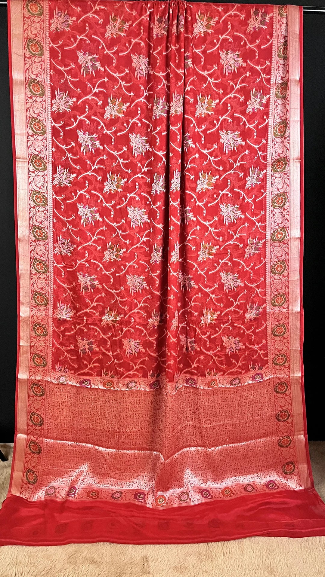 Red Khaddi Chiffon Pure Banarasi Saree with Meenakari Jaal Floral Motifs – The Weaveloom