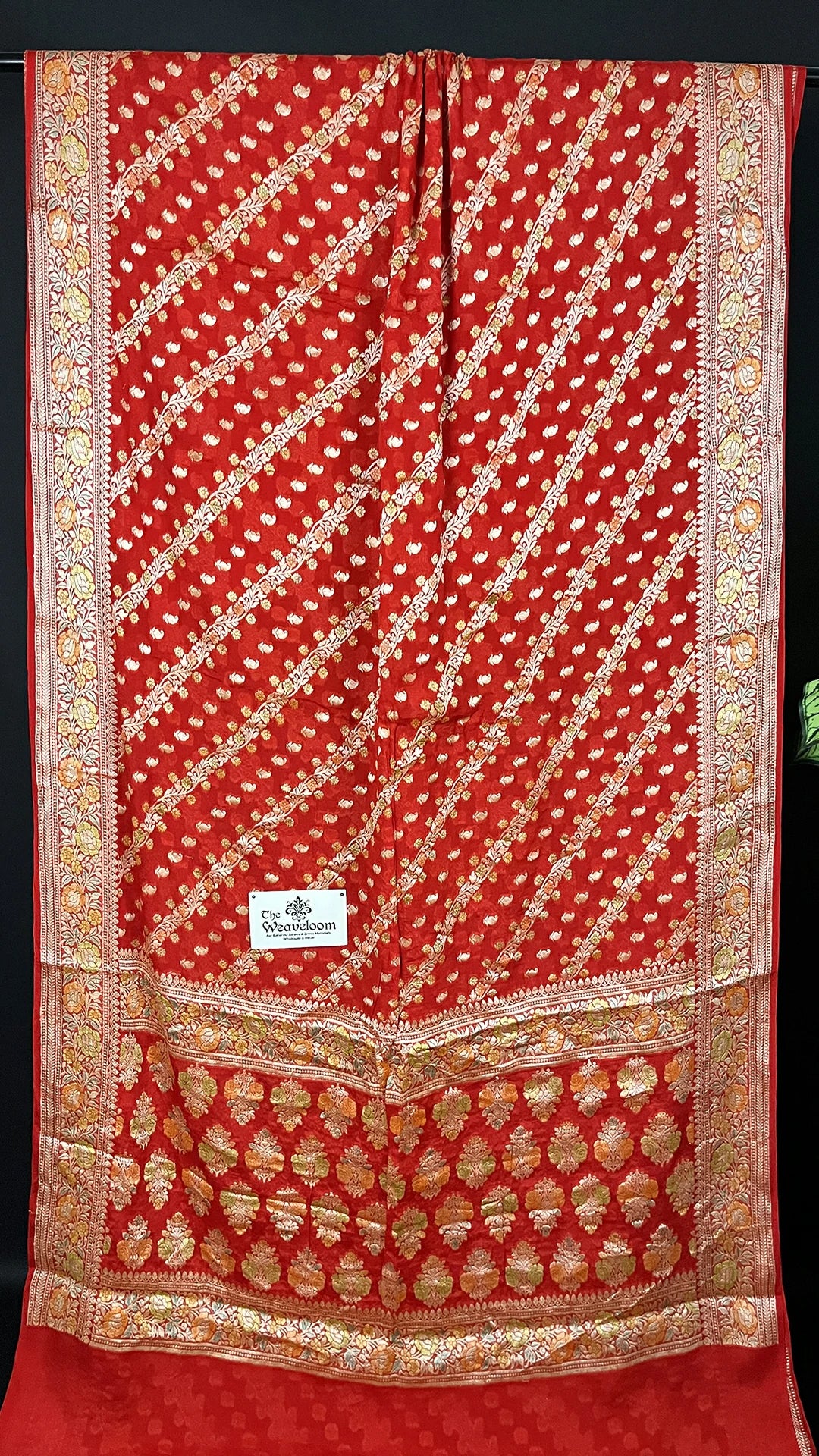 Red Pure Crepe Georgette Banarasi Saree With Zari And Handbrush Floral Work - The Weaveloom