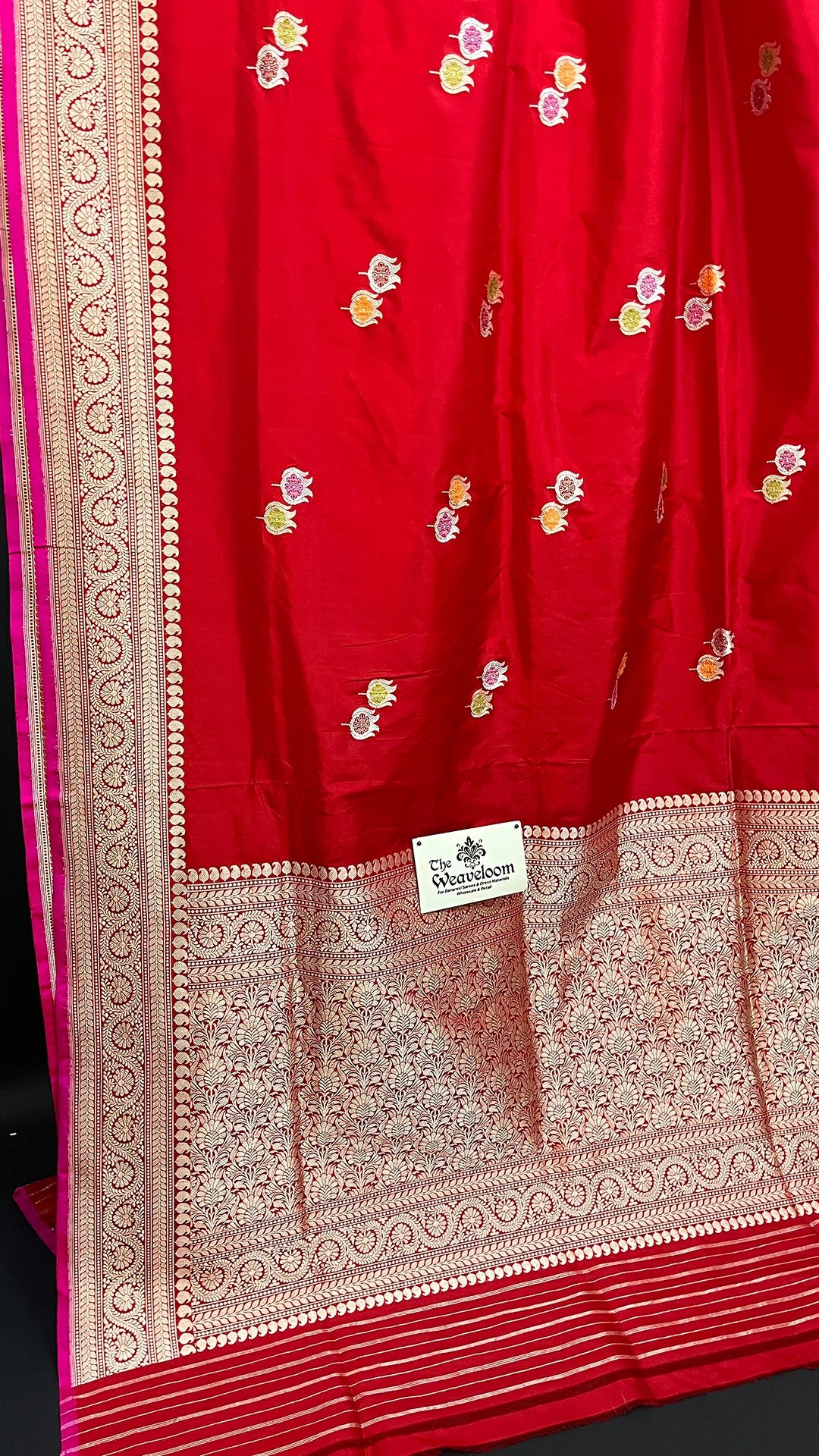 Red Pure Katan Silk Handloom Banarasi Saree with Meenakari and Heavy Zari Pallu - The Weaveloom