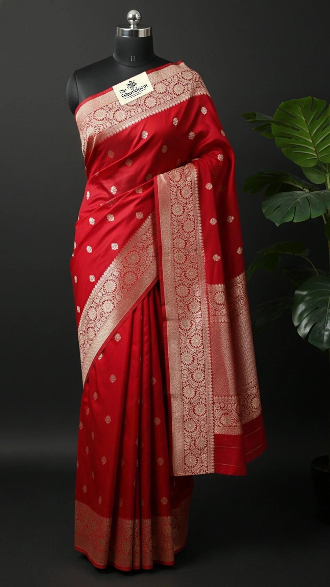 Red Pure Katan Silk Handwoven Banarasi Saree with Kadwa Floral Buti and Zari Border by The Weaveloom