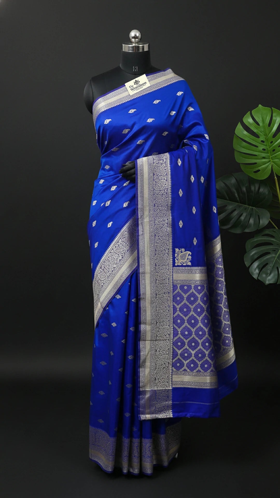 Royal Blue Katan Silk Banarasi Saree With Silver Zari Buti And Geometric Pallu by The Weaveloom
