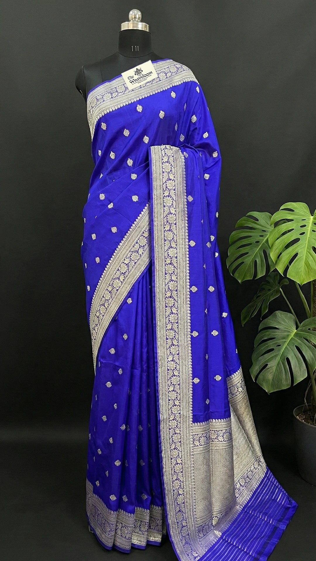 Royal Blue Pure Katan Silk Handloom Banarasi Saree Silver Buta Kadwa Zari — The Weaveloom