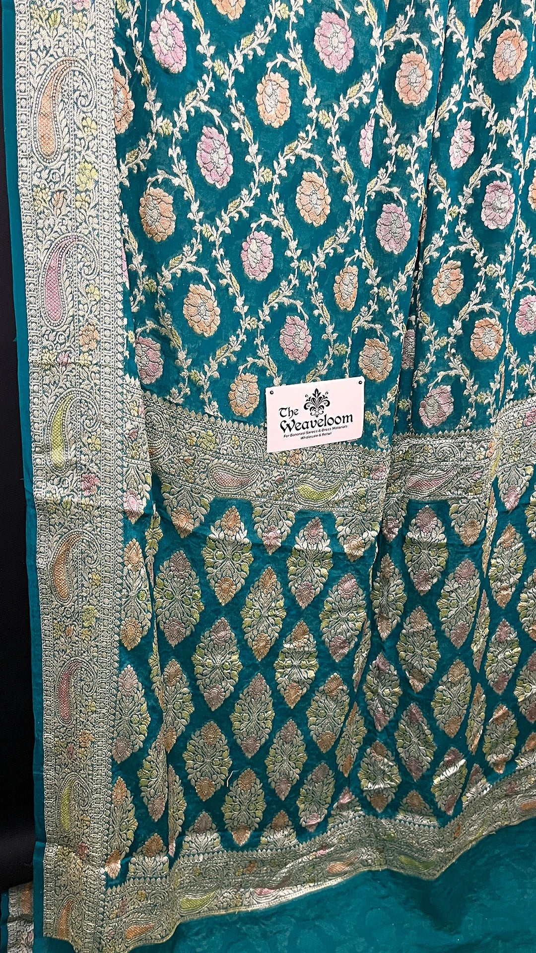 Sapphire Green Crepe Georgette Pure Banarasi Saree Floral Jaal Paisley Zari Border with Running Blouse - The Weaveloom