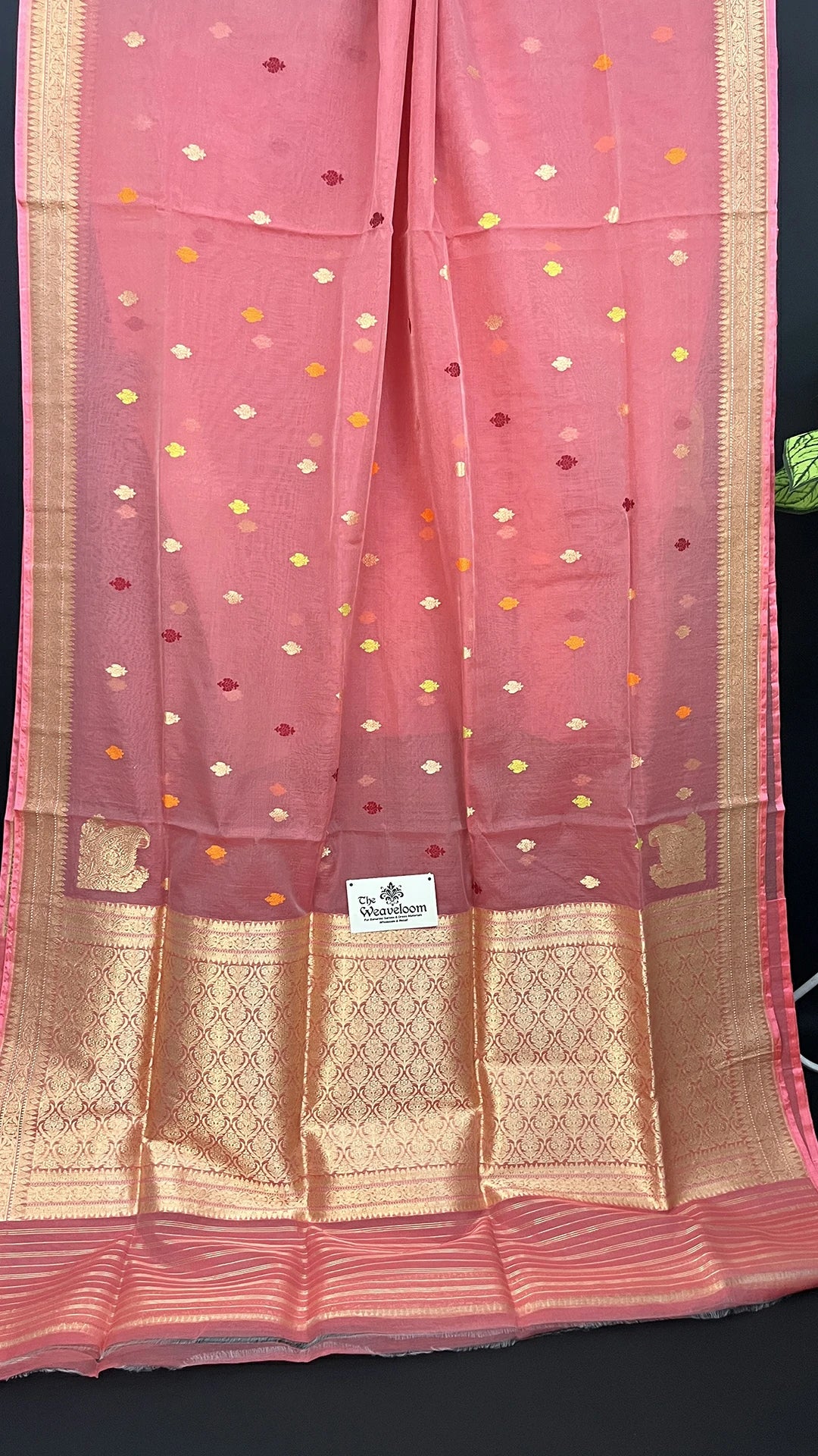 Strawberry Pure Kora Cotton Sona Rupa Zari Handloom Banarasi Saree With Kadwa Weave – The Weaveloom