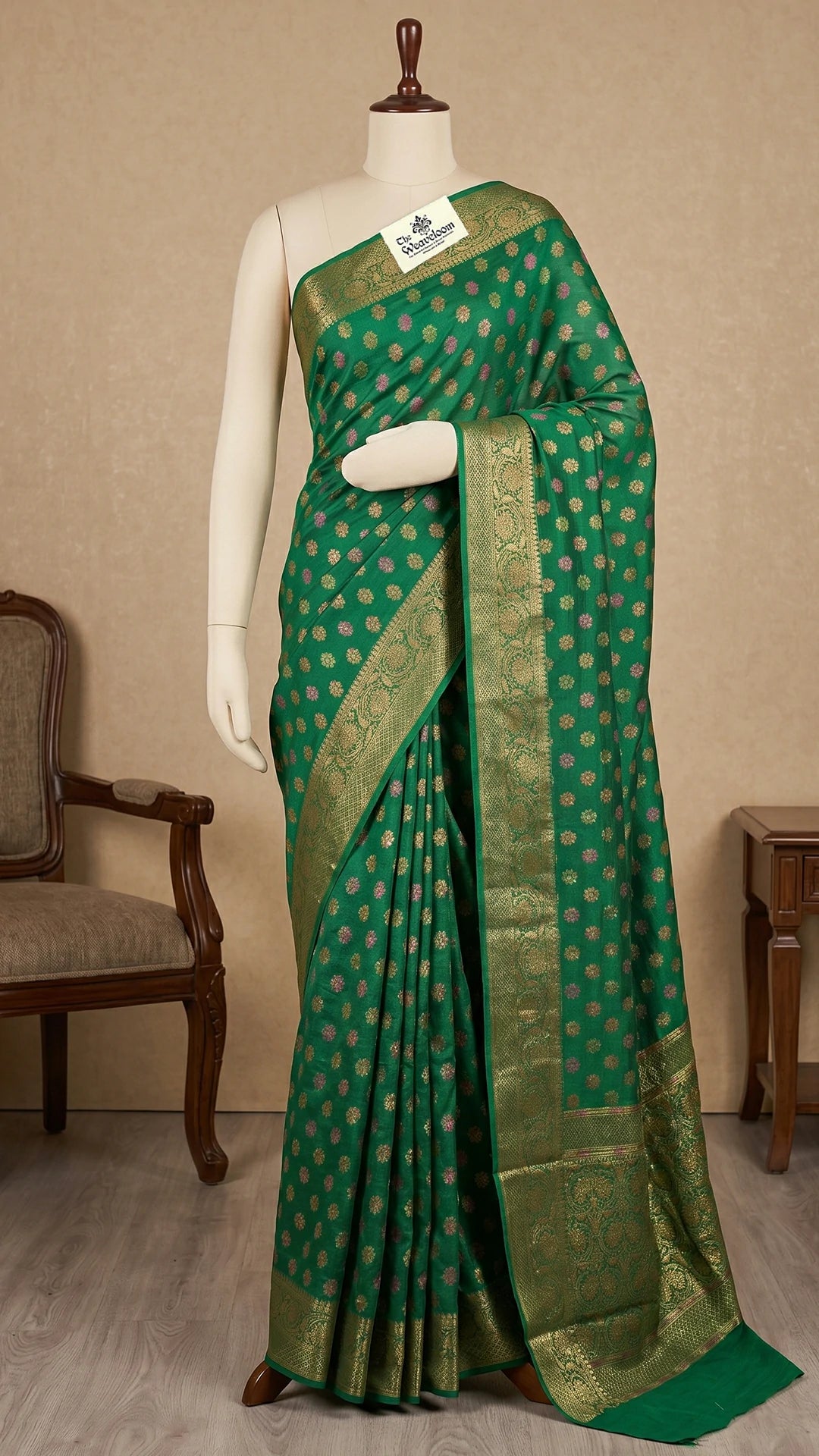The Weaveloom Green Floral Meenakari Pure Munga Silk Banarasi Saree With Antique Zari