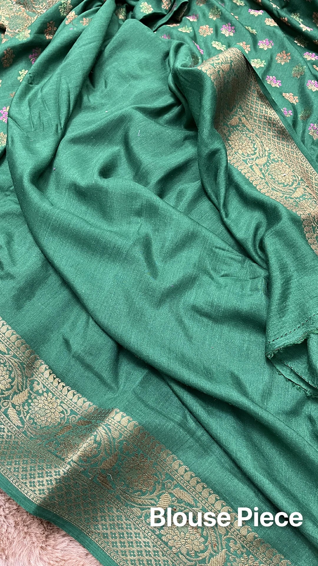 The Weaveloom Green Floral Meenakari Pure Munga Silk Banarasi Saree With Antique Zari