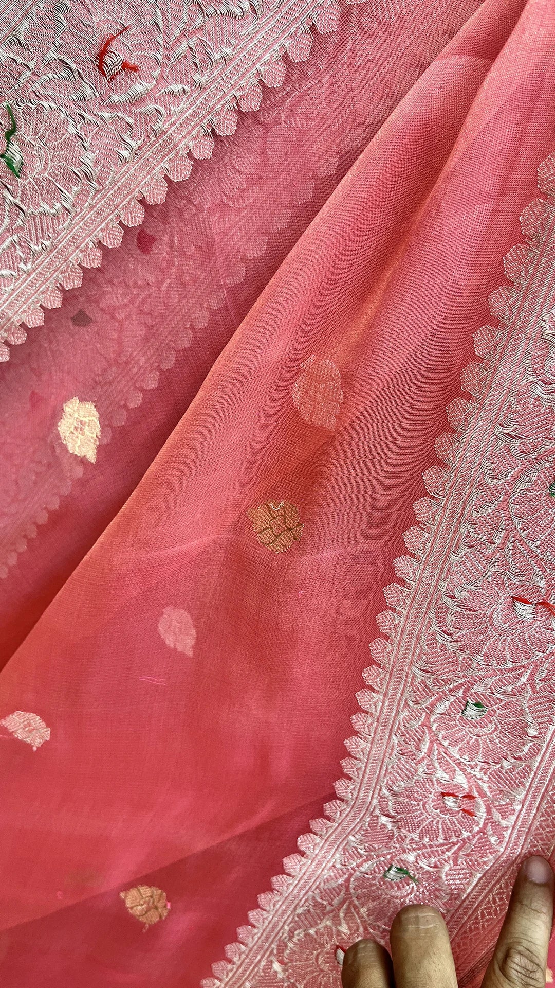 The Weaveloom Strawberry Pink Tissue Georgette Pure Handloom Banarasi Saree With Sona Rupa Kadwa Paisley Design