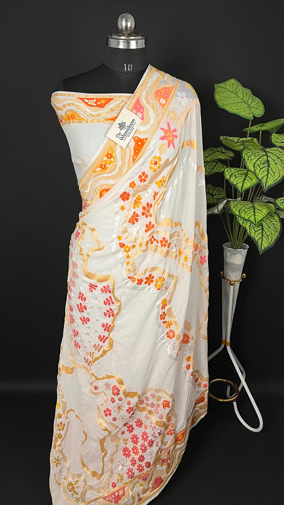 White Khaddi Georgette Pure Banarasi Saree Water Zari Meenakari - The Weaveloom