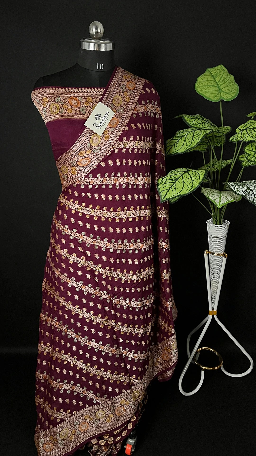 Wine Pure Crepe Georgette Banarasi Saree with Handbrush Dye Floral Zari Work – The Weaveloom